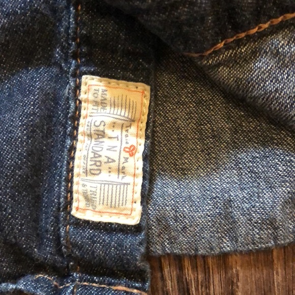 TNA Denim Button Up Shirt. - Picture 5 of 10